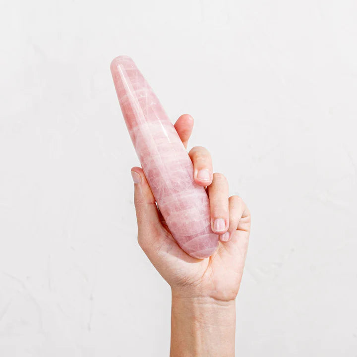 Dildo tradizionale in cristallo di quarzo rosa